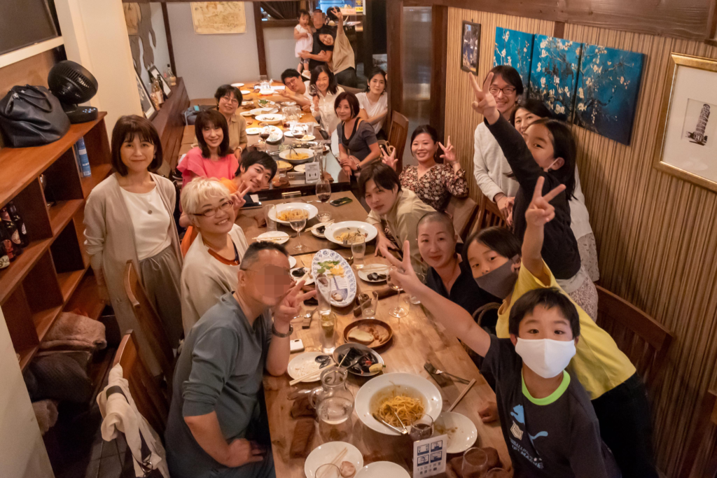 天プロの超ゆる合宿での食事風景